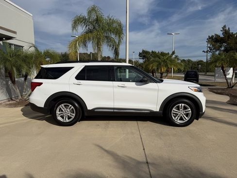 Used 2021 Ford Explorer XLT w/ Class III Trailer Tow Package image 3