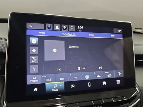 Used 2025 Jeep Compass Trailhawk AWD/4WD image 29