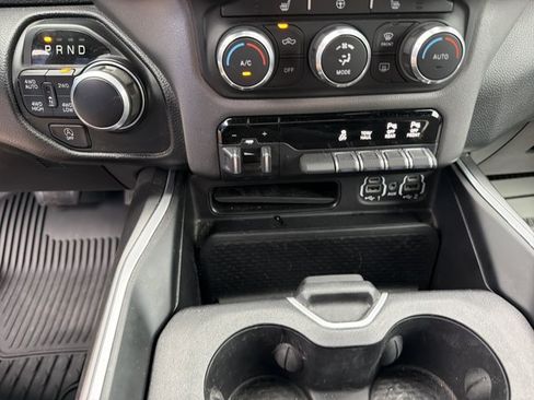 Used 2022 RAM 1500 Big Horn AWD/4WD image 23
