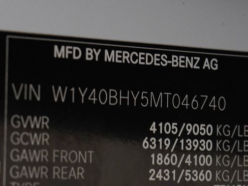 Used 2021 Mercedes-Benz Sprinter 2500 image 28