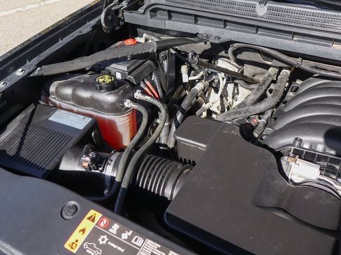 Used 2019 Chevrolet Silverado 1500 LT w/ All Star Edition image 11