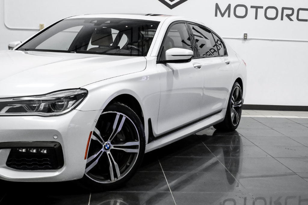 Used 2016 BMW 750i xDrive AWD/4WD image 9