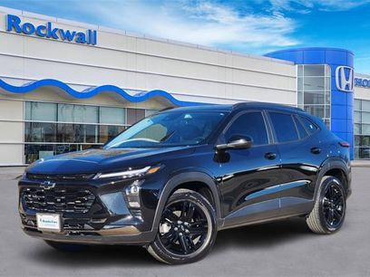 Used 2025 Chevrolet Trax ACTIV w/ Sunroof Package