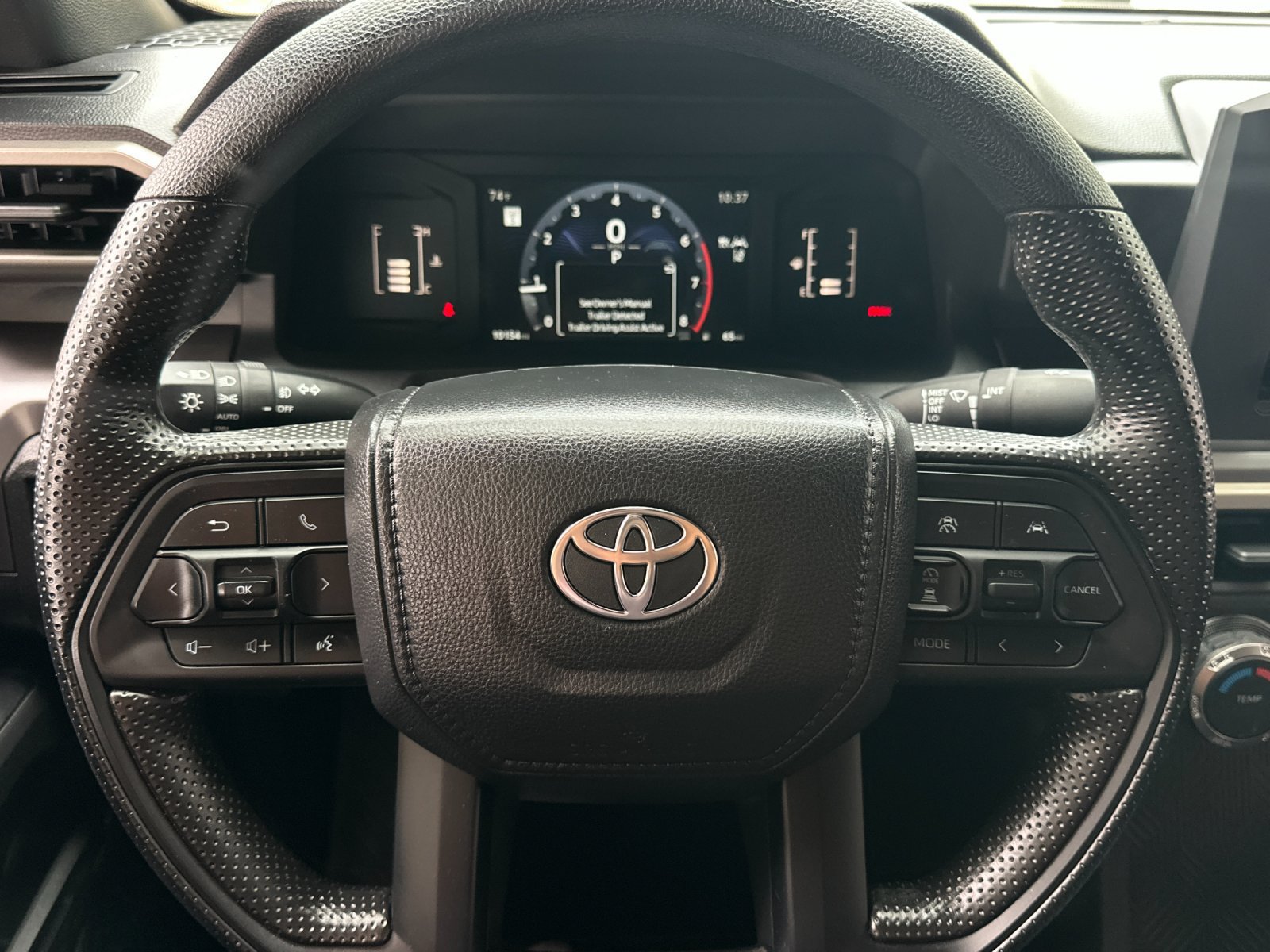Used 2025 Toyota Tacoma SR5 RWD image 19