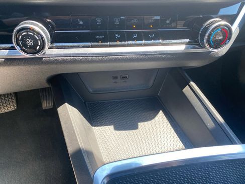 Used 2025 Chevrolet Equinox LT image 21