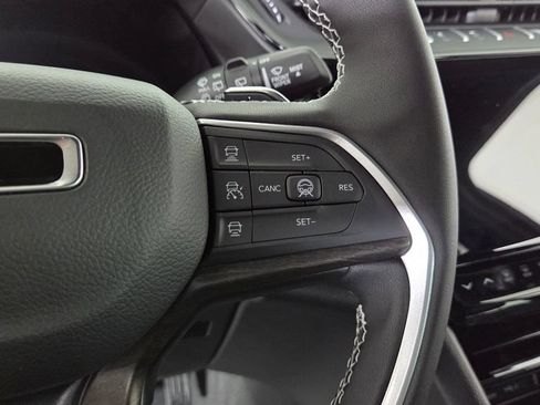 New 2026 Jeep Grand Cherokee Limited AWD/4WD image 17