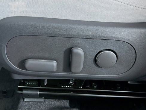 New 2025 Hyundai Kona SEL AWD/4WD image 4