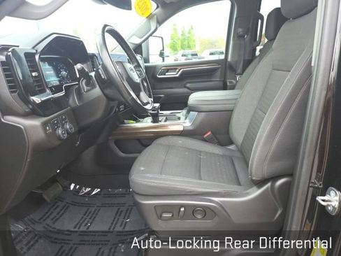 Used 2023 Chevrolet Silverado 1500 RST w/ Max Trailering Package AWD/4WD image 36