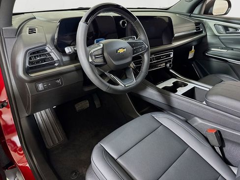 New 2026 Chevrolet Traverse LT w/ Enhanced Driving Package FWD image 5