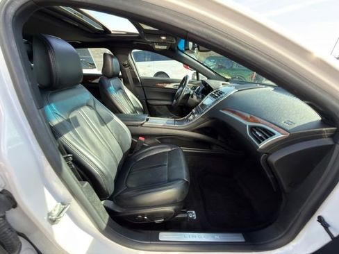 Used 2020 Lincoln MKZ Reserve w/ Elements Package image 9