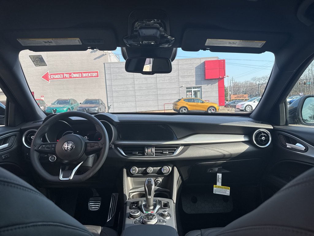 New 2026 Alfa Romeo Stelvio Sprint AWD/4WD image 13