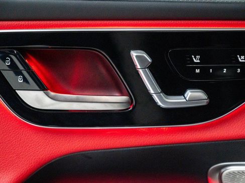 New 2026 Mercedes-Benz GLC 300 image 19
