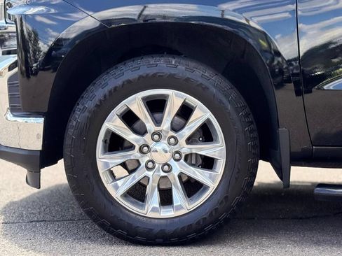 Used 2020 Chevrolet Silverado 1500 LTZ w/ LTZ Plus Package AWD/4WD image 12