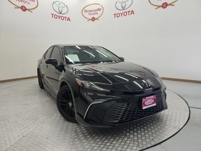 Used 2025 Toyota Camry SE w/ Multimedia Upgrade Package