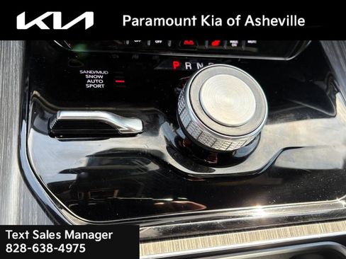 Used 2024 Jeep Wagoneer Series II image 26