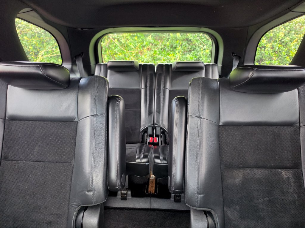 Used 2018 Dodge Durango GT w/ Blacktop Package RWD image 35