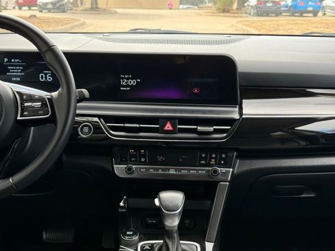 Used 2025 Kia Seltos S image 18