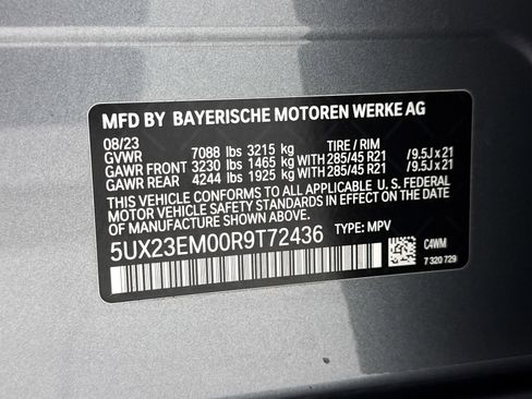 Used 2024 BMW X7 xDrive40i w/ Premium Package image 42