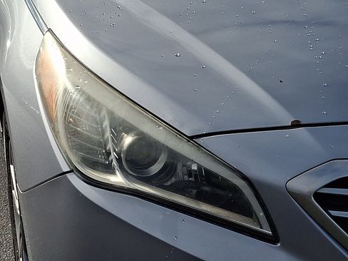 Used 2015 Hyundai Sonata SE FWD image 9