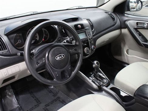 Used 2013 Kia Forte EX FWD image 7