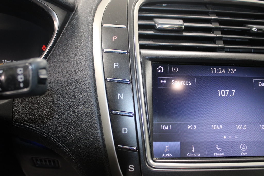 Used 2020 Lincoln Nautilus Reserve w/ Equipment Group 201A FWD image 50