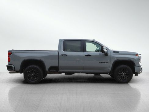 Used 2024 Chevrolet Silverado 3500 LT w/ Z71 Sport Edition AWD/4WD image 6