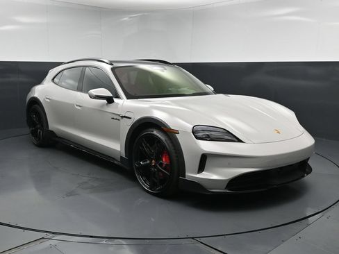 New 2026 Porsche Taycan 4S AWD/4WD image 14