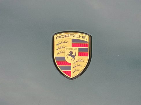 Used 2025 Porsche Macan Electric image 28