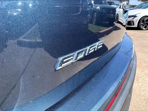 Used 2018 Ford Edge SEL w/ Equipment Group 201A image 30