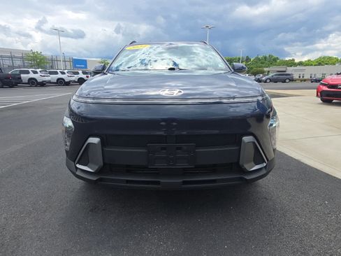 Used 2024 Hyundai Kona SEL AWD/4WD image 3