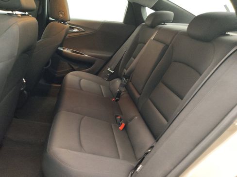 Used 2023 Chevrolet Malibu LT w/ Driver Confidence Package FWD image 18
