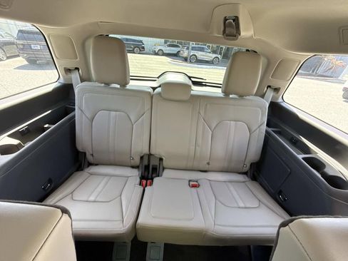 Used 2021 Ford Expedition Limited w/ Cargo Package AWD/4WD image 18
