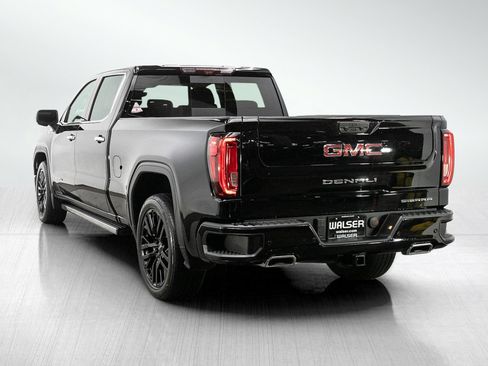 Used 2024 GMC Sierra 1500 Denali w/ Technology Package AWD/4WD image 3