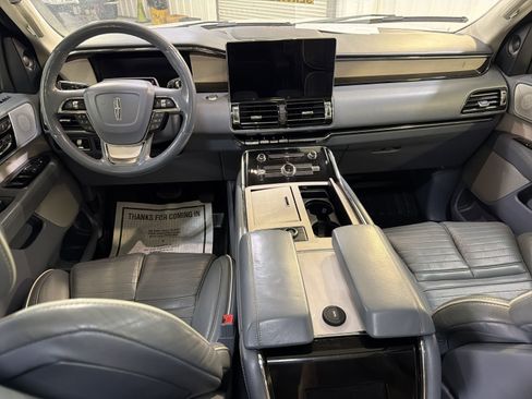 Used 2022 Lincoln Navigator L Black Label AWD/4WD image 23