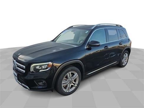 Used 2020 Mercedes-Benz GLB 250 4MATIC image 1