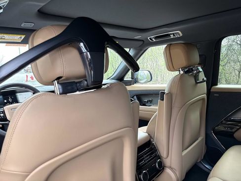 New 2026 Land Rover Range Rover Sport SE AWD/4WD image 21