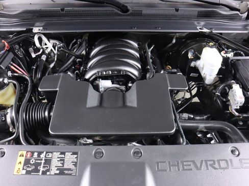 Used 2019 Chevrolet Suburban LT AWD/4WD image 47