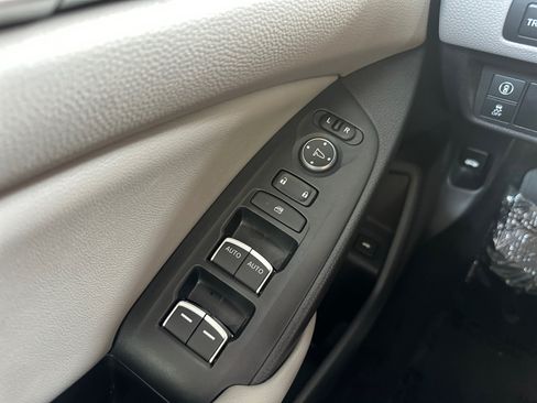 Used 2019 Honda Accord EX image 17