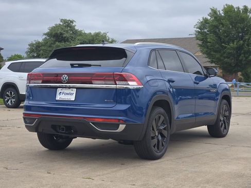 New 2026 Volkswagen Atlas Cross Sport SE AWD/4WD image 4