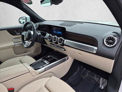 Certified 2026 Mercedes-Benz GLB 250 4MATIC image 22