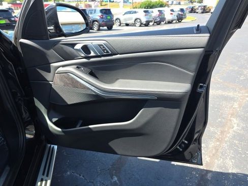 Used 2023 BMW X5 xDrive40i w/ Premium Package image 45