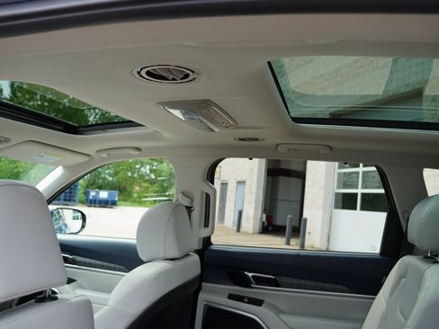 Certified 2024 Kia Telluride SX FWD image 19