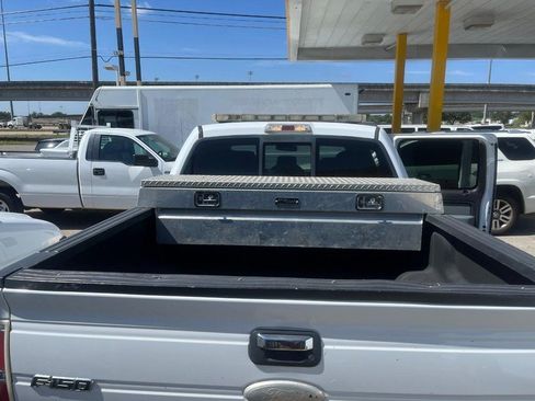 Used 2011 Ford F150 XLT w/ XLT Chrome Pkg RWD image 4