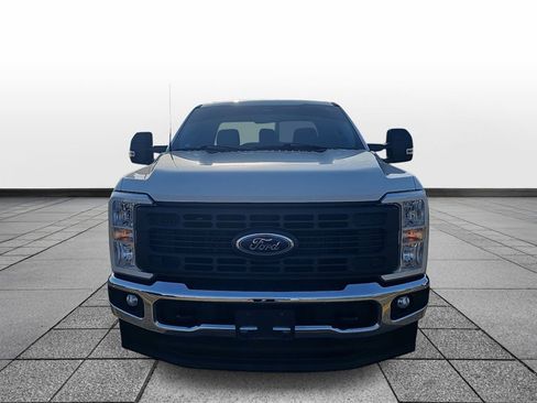 Used 2023 Ford F250 XL w/ XL Chrome Package image 2