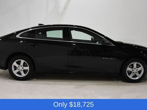 Used 2024 Chevrolet Malibu LT image 3
