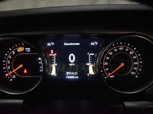 Used 2020 Jeep Wrangler Sport image 24