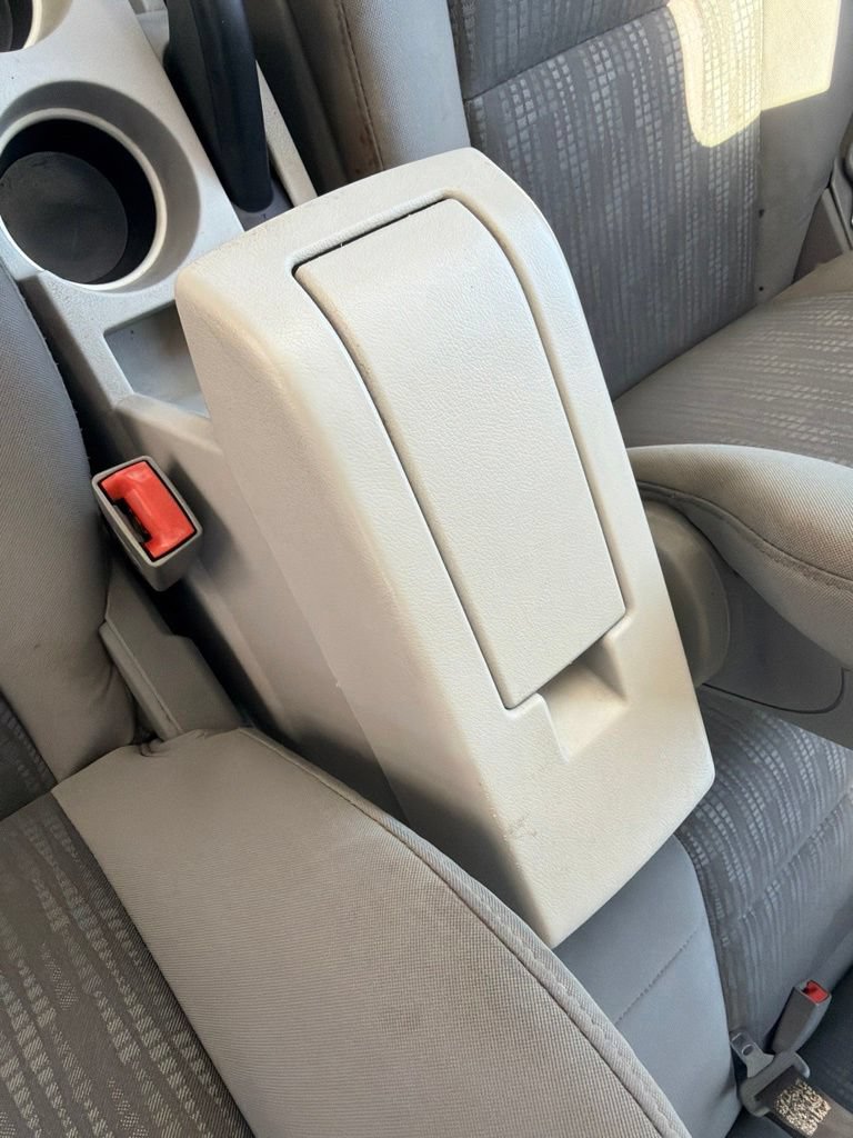 Used 2007 Dodge Caliber SXT FWD image 25