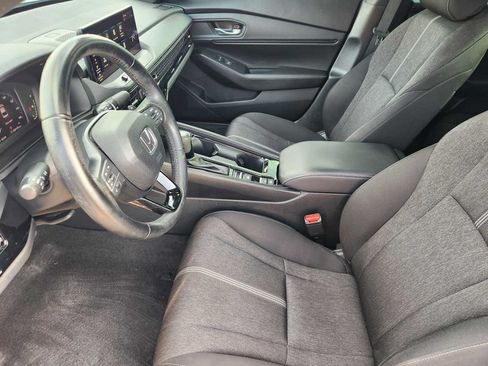 Used 2023 Honda Accord Sport image 12