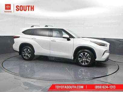 Used 2022 Toyota Highlander XLE