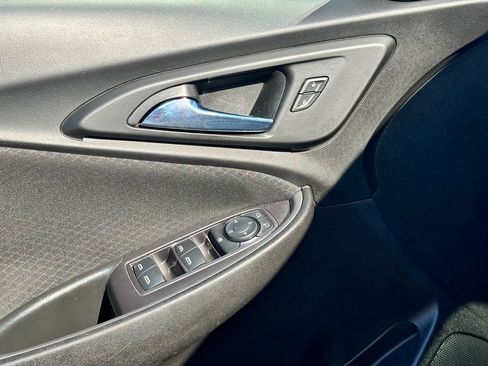 Used 2023 Chevrolet Malibu LT FWD image 8